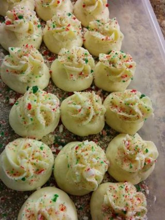 Peppermint_Meltaways_02