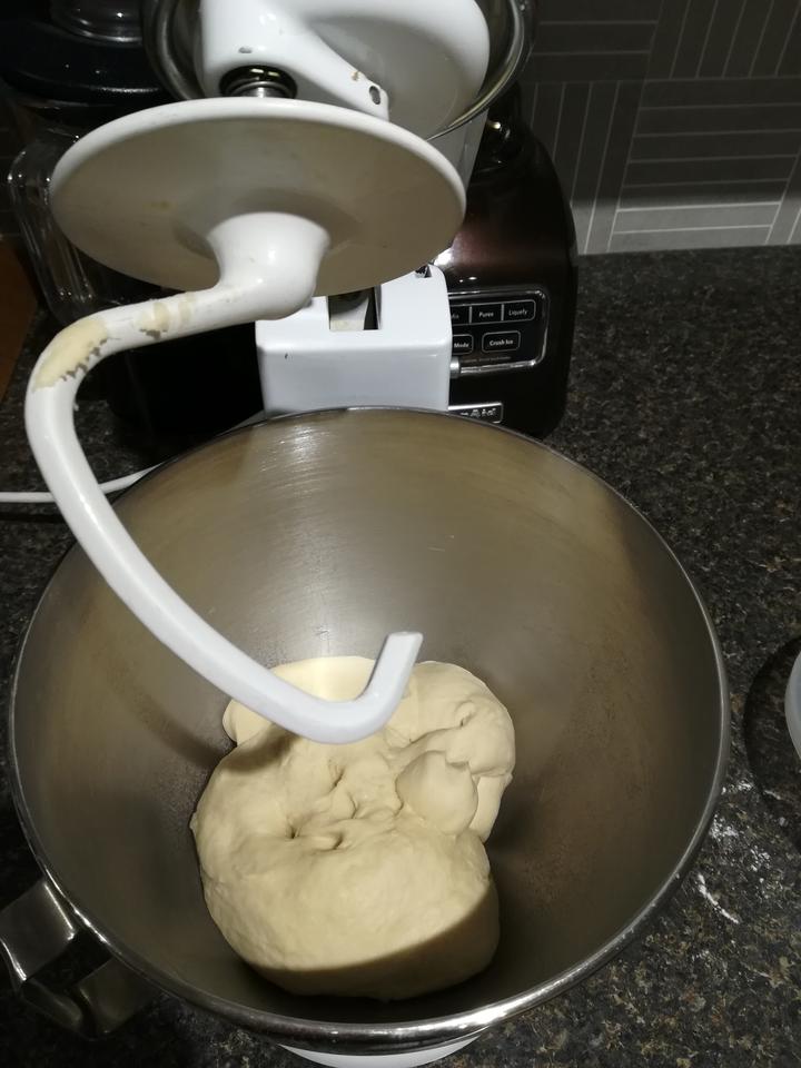 Homemade_Pizza_1