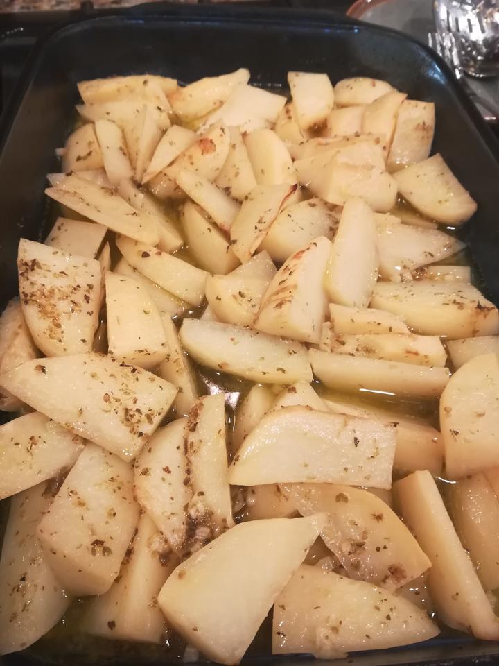 Greek_Lemon_Potatoes_02 Greek_Lemon_Potatoes_02