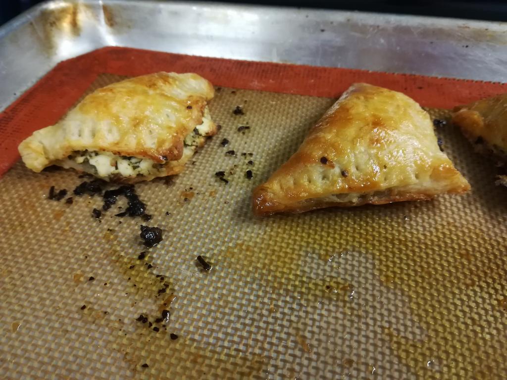 Puff_Pastry_Turnover_01