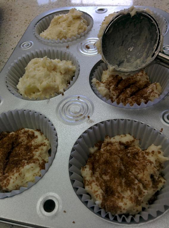 Spiced_Apple_Muffins_06